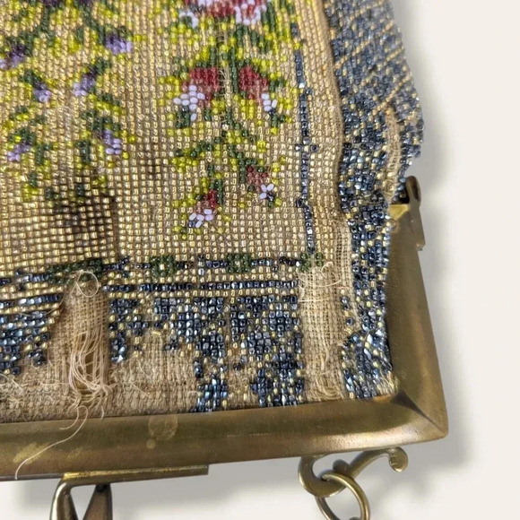 Antique Floral Micro Beaded Victorian Women's Purse with Suede Lining - Picture 5 of 12